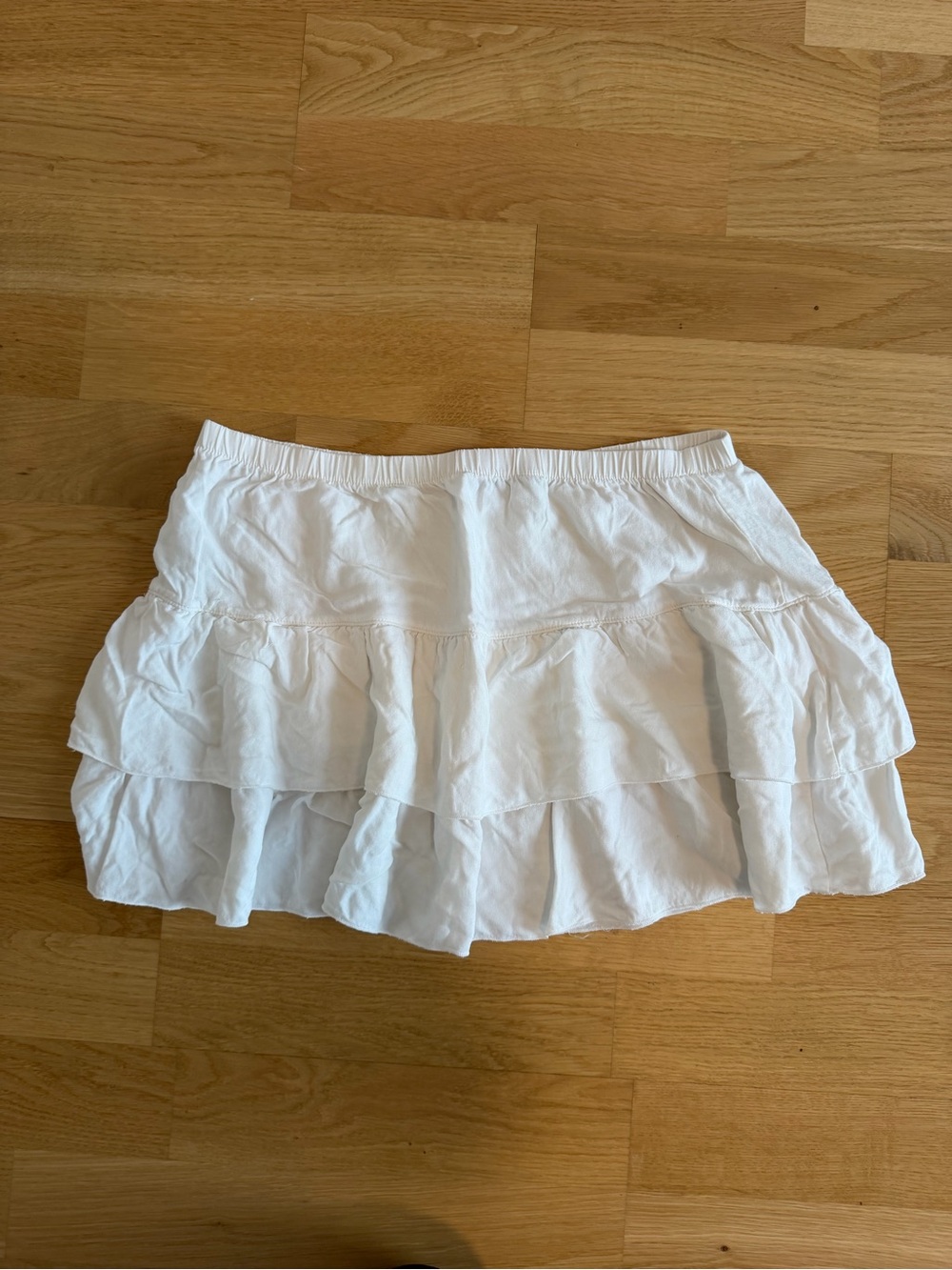 Brandy Melville White Tiered Ruffle Mini Skirt